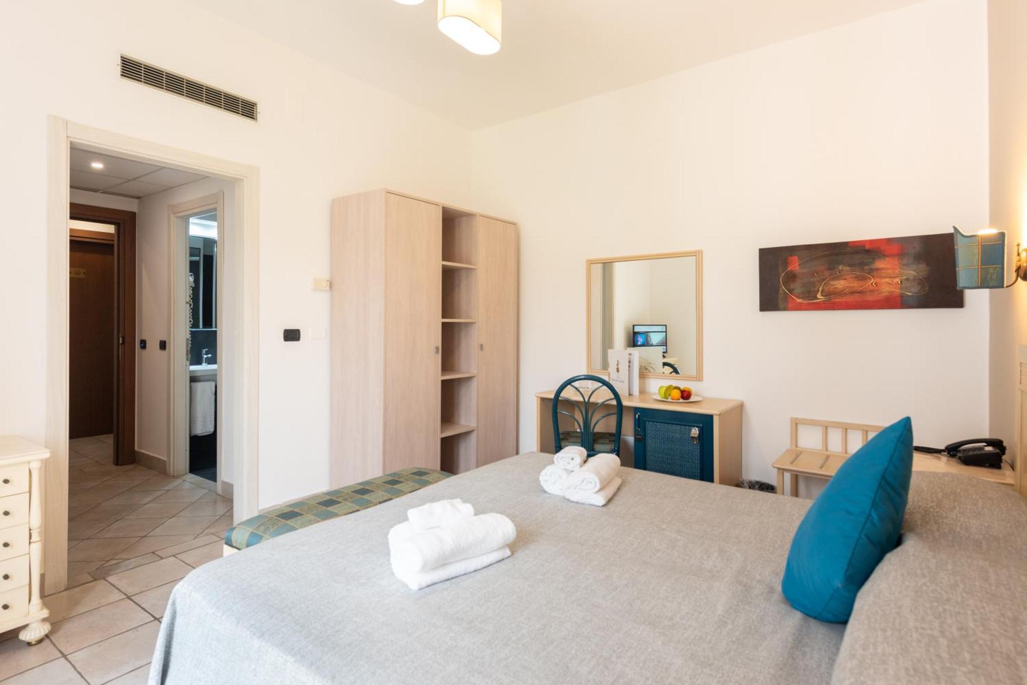 Hotel Baia Del Capitano Cefalù Eksteriør bilde